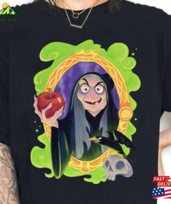 Evil Witch Shirt Snow White Halloween Poison Apple T-Shirt Classic