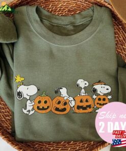 Fall Snoopy Sweatshirt Halloween Unisex Autumn Leaves Pumpkin Classic 3