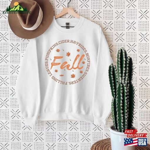 Fall Women Sweatshirt Autumn Leaves Maple Leaf T-Shirt Classic