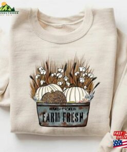 Farm Fresh Pumpkins Fall Women Sweatshirt Thanksgiving Sweater Pumpkin T-Shirt