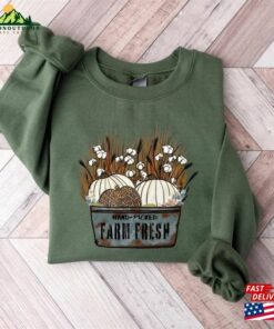Farm Fresh Pumpkins Fall Women Sweatshirt Thanksgiving Sweater Pumpkin T-Shirt