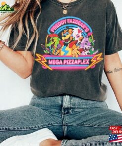 Five Nights At Freddy’s Vintage Retro Halloween Shirt Video Game Creepy Sweatshirt T-Shirt Classic