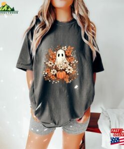 Floral Ghost Comfort Color Shirt Sweatshirt T-Shirt