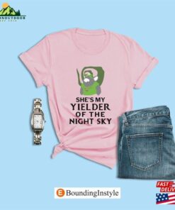 Frozen Couples Shirt She’s My Yielder Of The Night Sky Classic Sweatshirt