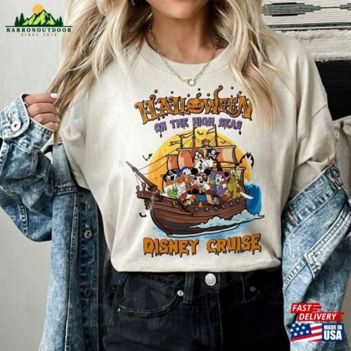 Funny Cruise Halloween Matching Shirt On The High Seas Mouse And Friend Pirate Party Sweatshirt Hoodie