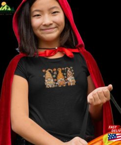 Gnomes Halloween Sweatshirt Unisex T-Shirt