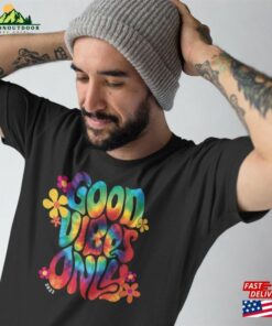 Good Vibes 2023 Colorful Psychedelic Men’S Black Tee Nwt Unisex Hoodie