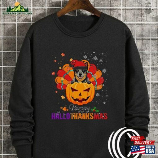 Hallothanksmas Turkey Santa Australian Cattle Dog T-Shirt Halloween T-Shirts Cute Teacher Sweatshirt Classic