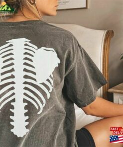 Halloween Bone Shirt Vintage Retro Sweatshirt Unisex 3