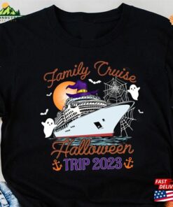 Halloween Cruise Squad Cruising Crew Spooky Season T-Shirt Trip Tee Matching Shirt Unisex Hoodie
