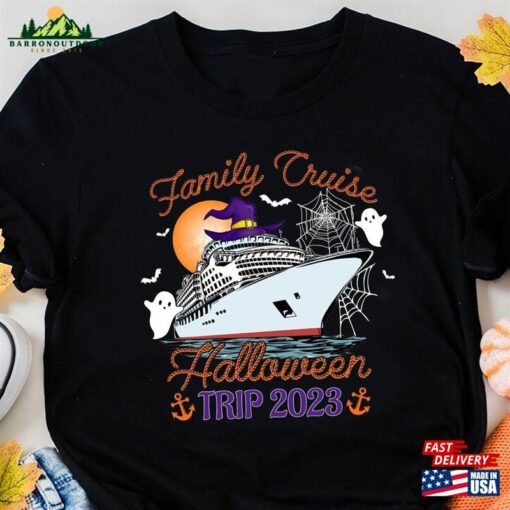 Halloween Cruise Squad Cruising Crew Spooky Season T-Shirt Trip Tee Matching Shirt Unisex Hoodie