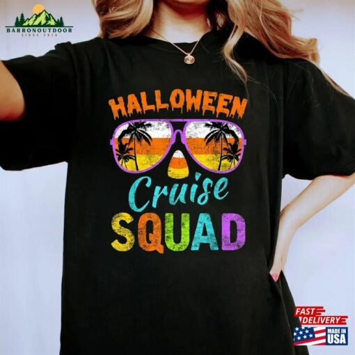 Halloween Cruise Squad Family 2023 Cruising Crew T-Shirt Sweatshirt