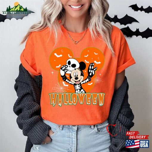 Halloween Disney Family Shirt 2023 Mickey And Friends Disneyland Sweatshirt Hoodie