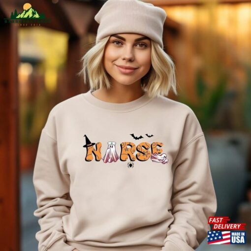 Halloween Nurse Shirt Spooky Nursing Sweatshirt Life Hoodie T-Shirt