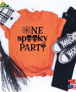 Halloween Party Tee One Spooky Family Shirt Hoodie T-Shirt