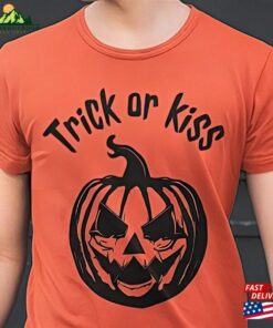 Halloween Trick And Kiss Innuendo Unisex T-Shirt Hoodie
