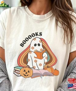 Ghost Halloween Shirt For Book Lovers Vintage Style T-Shirt Colorful Graphic Tee Hoodie