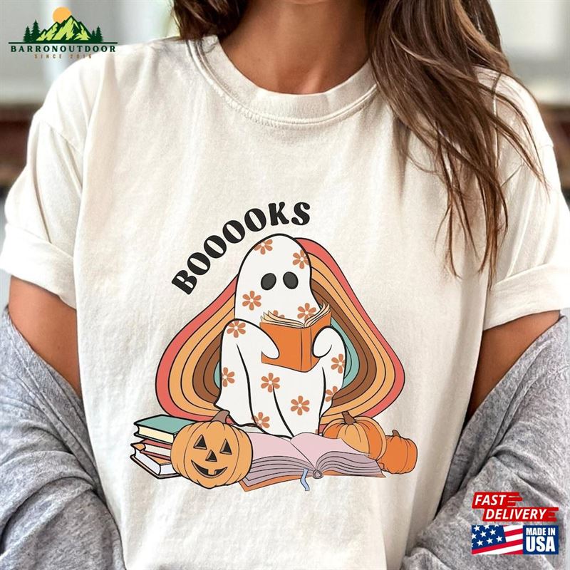 Ghost Halloween Shirt For Book Lovers Vintage Style T-Shirt Colorful Graphic Tee Hoodie