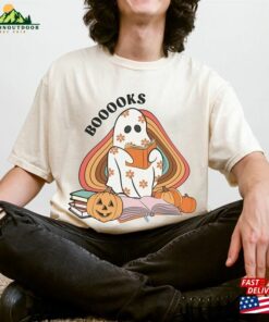 Ghost Halloween Shirt For Book Lovers Vintage Style T Shirt Colorful Graphic Tee Hoodie 3