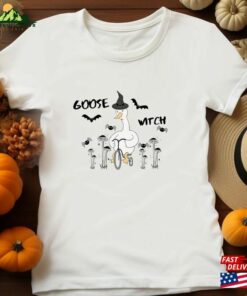 Goose Witch Funny Halloween T Shirt Classic Sweatshirt 4