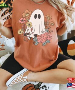 Halloween Boho Floral Ghost Comfort Colors T Shirt T-Shirt Sweatshirt
