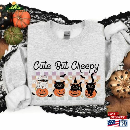 Halloween Cats Sweatshirt Spooky Ghost Cat Shirt Sweater Classic T-Shirt