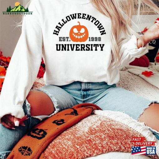 Halloweentown University Est 1998 Sweatshirt Classic T-Shirt