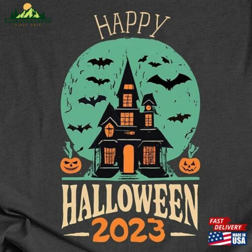 Happy Halloween 2023 Vintage T Shirt Town T-Shirt Classic