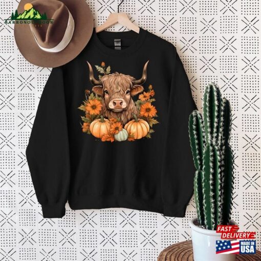 Howdy Fall Cow Sweatshirt Pumpkin Sweater Western Shirt Classic Hoodie