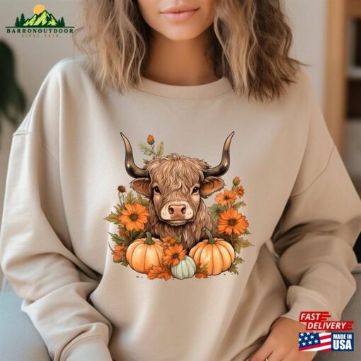 Howdy Fall Cow Sweatshirt Pumpkin Sweater Western Shirt Classic Unisex