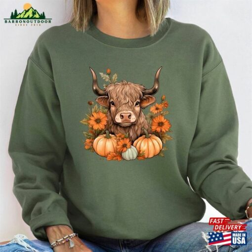 Howdy Fall Cow Sweatshirt Pumpkin Sweater Western Shirt Classic Unisex