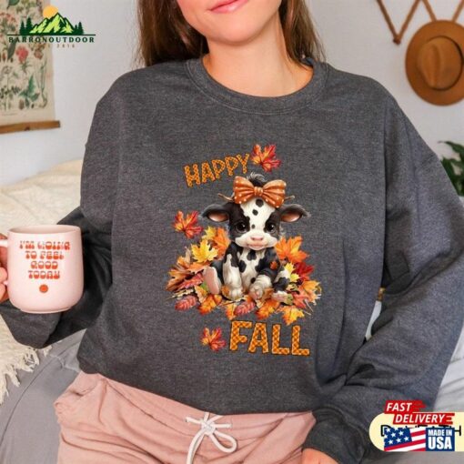 Howdy Fall Cute Calf Sweatshirt Cow Pumpkin Sweater Country Shirt Classic