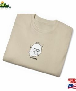 I Love Books Cute Ghost Reading Book Shirt Sweatshirt Unisex