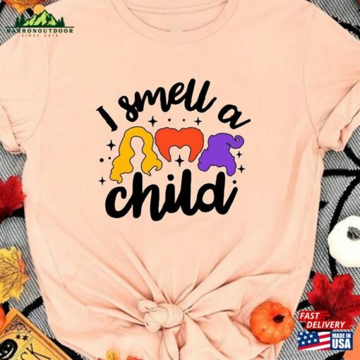 I Smell A Child Shirt Halloween Pregnancy Announcement Sanderson Sisters T-Shirt Unisex Classic