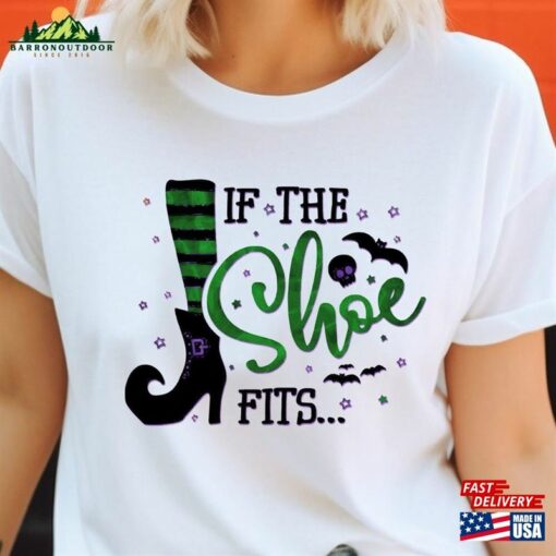 If The Shoe Fits Halloween Funny Witch T-Shirt Witchy Shirt Crewneck Sweatshirt