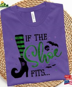 If The Shoe Fits Halloween Funny Witch T-Shirt Witchy Shirt Crewneck Sweatshirt