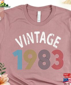 Ladies 40Th Birthday Shirt 2023 Gifts For Women 1983 Vintage Unisex T-Shirt