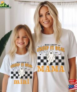Mama And Mini Creep It Real Matching Halloween Shirts Boo Crew Retro Ghost Mommy Me Classic T-Shirt Mama And Mini Creep It Real Matching Halloween Shirts Boo Crew Retro Ghost Mommy Me Classic T-Shirt