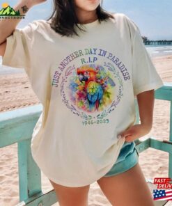 Memorial Rip Jimmy Buffett Shirt With Parrot Fan Gift Parrothead Island T-Shirt Sweatshirt Hoodie Memorial Rip Jimmy Buffett Shirt With Parrot Fan Gift Parrothead Island T-Shirt Sweatshirt Hoodie