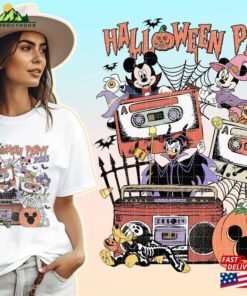 Mickey And Friends Halloween Party 2023 Png Minnie T-Shirt Unisex