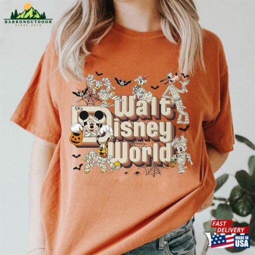 Mickey And Friends Pluto Goofy Walt Disney World Team Costume Mummy Comfort Colors Halloween T-Shirt Classic Sweatshirt