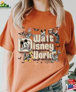 Mickey And Friends Pluto Goofy Walt Disney World Team Costume Skeleton Comfort Colors Halloween T-Shirt Sweatshirt Classic Mickey And Friends Pluto Goofy Walt Disney World Team Costume Skeleton Comfort Colors Halloween T-Shirt Sweatshirt Classic