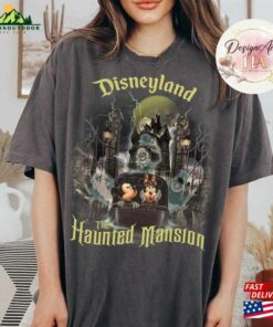Mickey Minnie The Haunted Mansion Shirt Disney Halloween Hitchhiking Ghosts Trip 2023 T-Shirt Classic Mickey Minnie The Haunted Mansion Shirt Disney Halloween Hitchhiking Ghosts Trip 2023 T-Shirt Classic
