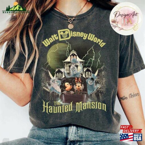 Mickey Minnie The Haunted Mansion Shirt Disney Halloween Hitchhiking Ghosts Trip 2023 T-Shirt Classic