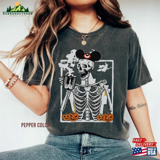 Mickey Skeleton Pumpkin Halloween 2023 Comfort Colors® Shirt Coffee T-Shirt Womens Fall Fashion Sweatshirt Unisex