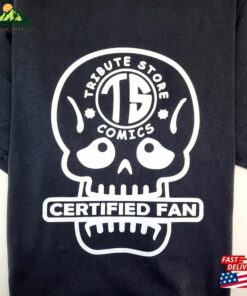 Ooak Universal Studios Tribute Store Comic Book Shop Logo Hhn 2023 Horror Nights Adult Black T-Shirt X Large Classic Hoodie Ooak Universal Studios Tribute Store Comic Book Shop Logo Hhn 2023 Horror Nights Adult Black T-Shirt X Large Classic Hoodie