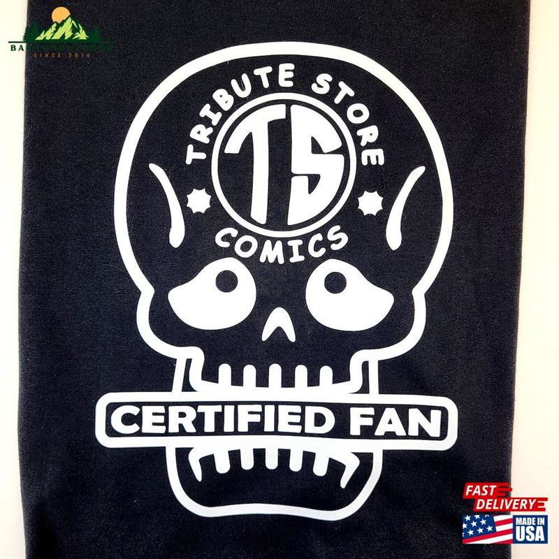 Ooak Universal Studios Tribute Store Comic Book Shop Logo Hhn 2023 Horror Nights Adult Black T-Shirt X Large Classic Hoodie Ooak Universal Studios Tribute Store Comic Book Shop Logo Hhn 2023 Horror Nights Adult Black T-Shirt X Large Classic Hoodie