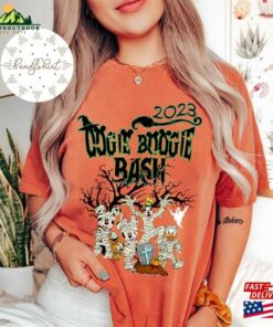 Oogie Boogie Bash Halloween Party 2023 Shirt Mickey Friends Mummy Costume Unisex Sweatshirt Oogie Boogie Bash Halloween Party 2023 Shirt Mickey Friends Mummy Costume Unisex Sweatshirt