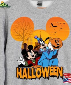 Personalized Disney Halloween Shirt 2023 Goofy And Mickey Costum Spooky Dracula Classic T-Shirt
