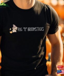 Pug’n Broomsticks T-Shirt Classic